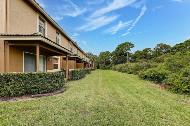 Photo - 2988 SE Lexington Lakes Dr