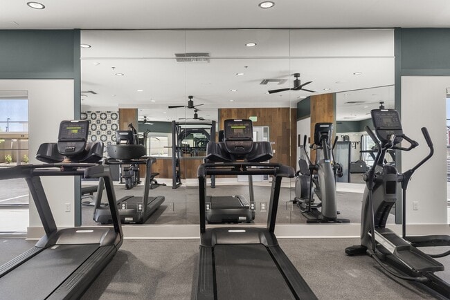 Photo - Tucson Landing