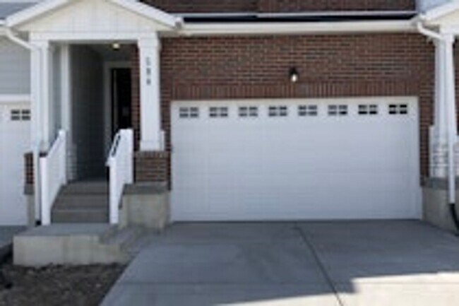 Photo - 192 W Silver Springs Dr Unidad Bedroom 1