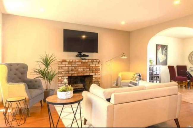 Photo - 712 Magnolia Ct