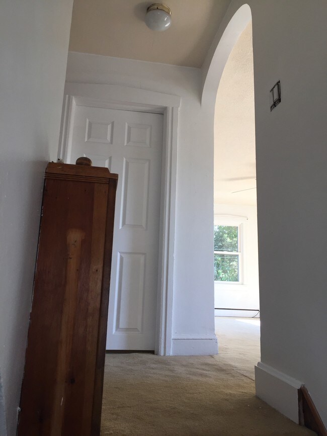 Photo - 118 Oswego Ave Unit A