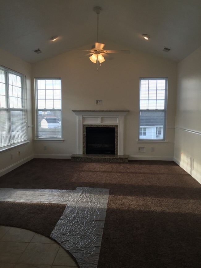 The Pointe at Adams Ridge Apartments Mars, PA