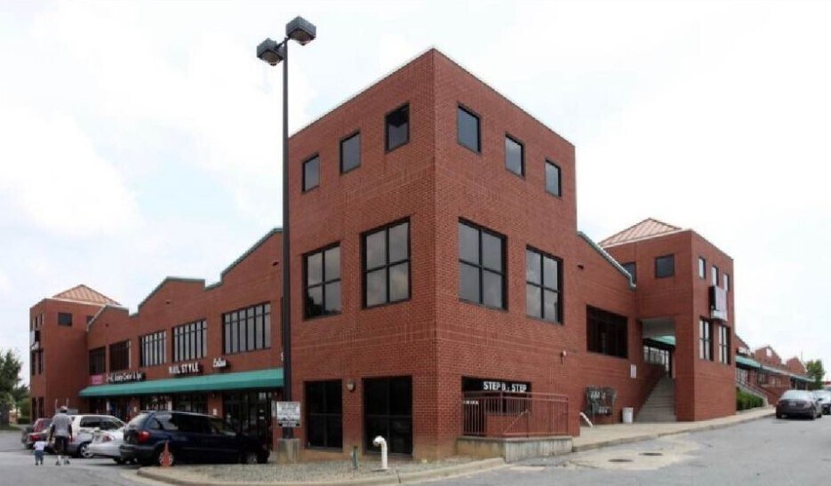 Photo - 709 E Market St Unidad 203-B