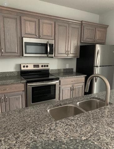 Building Photo - 133 W Britton St Unit 206