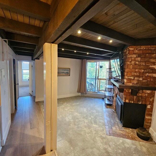 Photo - 2100 Lodgepole Cir Unit A204