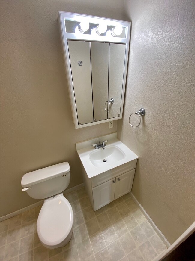 Photo - 200 8th St S Unit 200