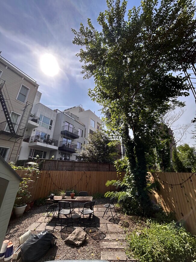 56 Herbert St Unit 1