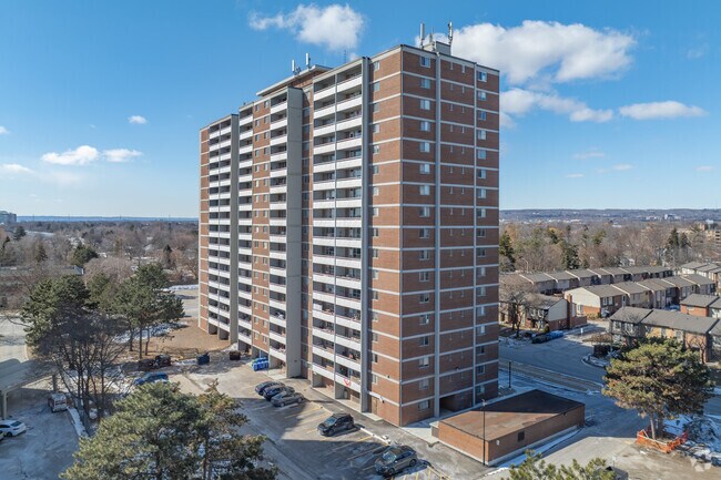 Queensbury Court - Queensbury Court