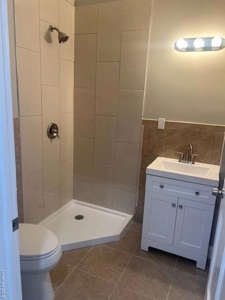 Photo - 5720a Old Sunrise Hwy