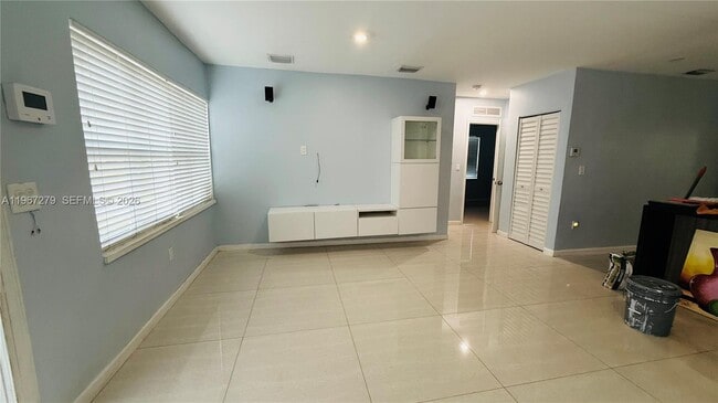 Photo - 2318 Washington St