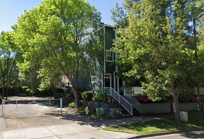 Building Photo - 15533 SW Black Quartz St