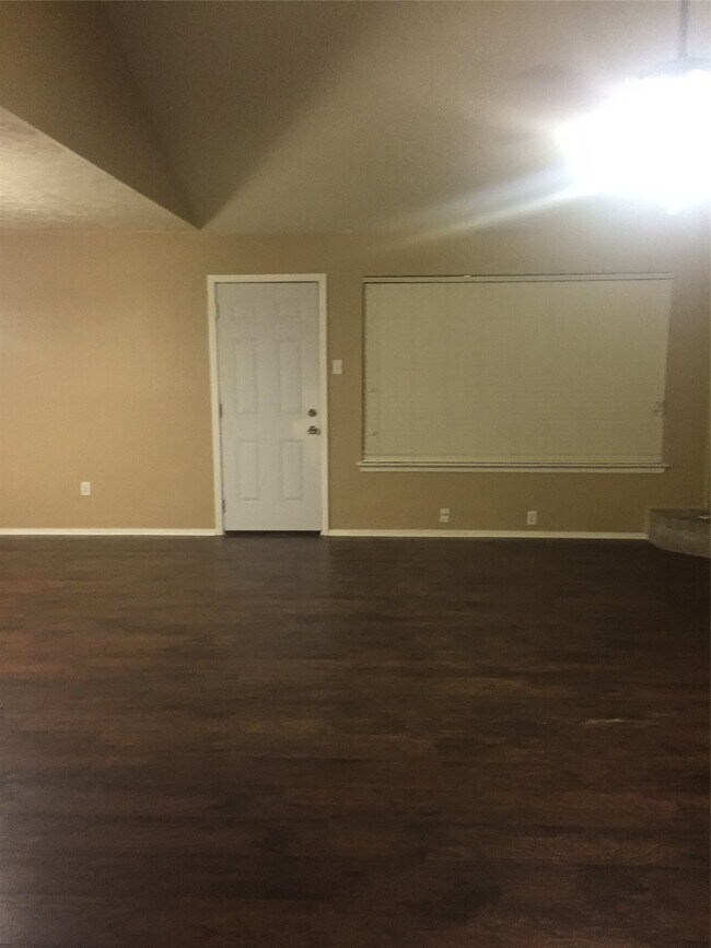Building Photo - 714 Brookford Dr Rental