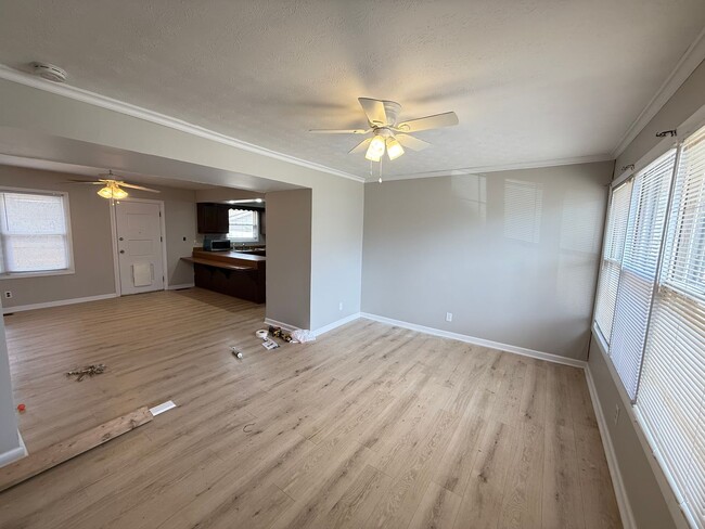 Photo - 105 Milton Dr Unidad 105 Milton Drive  B