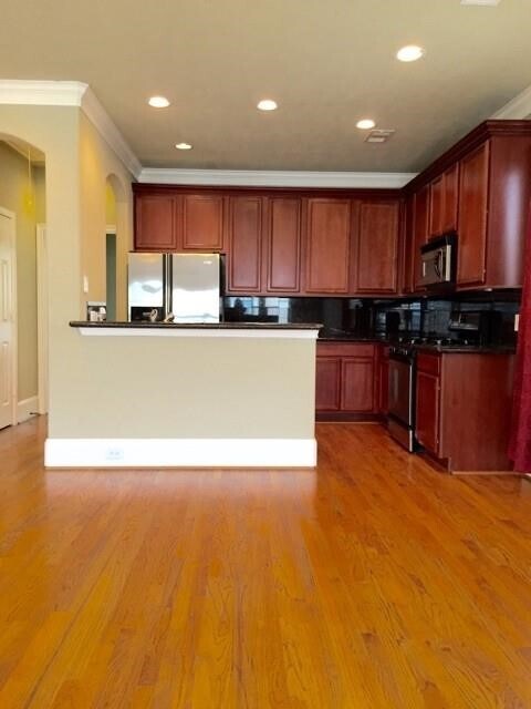 Photo - 1328 Studer St