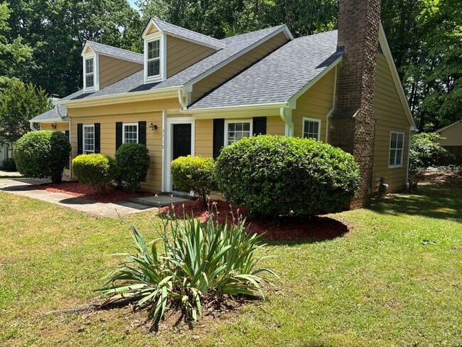 Move-in ready home in Old Oaks! - Move-in ready home in Old Oaks!