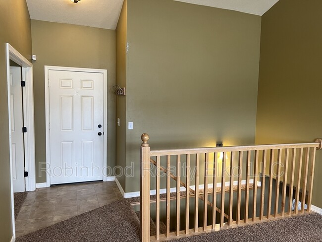 Photo - 214 Brookwood Dr