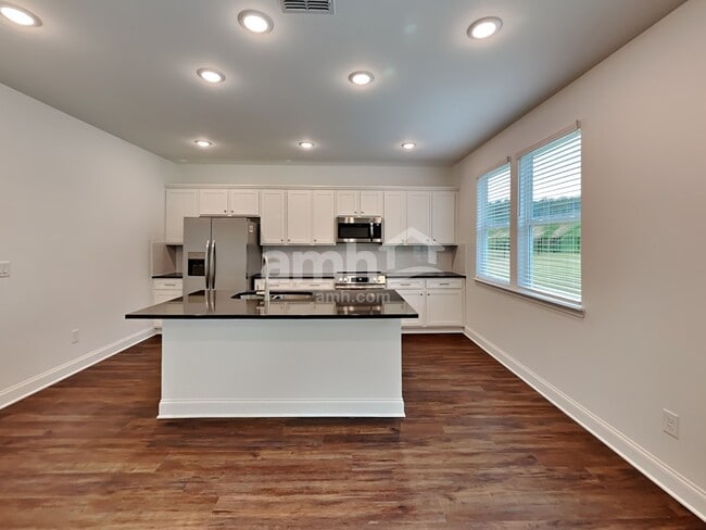 Photo - 23 Spruce Cir