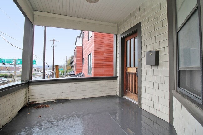 Photo - 3719 S Hood Ave Unit B
