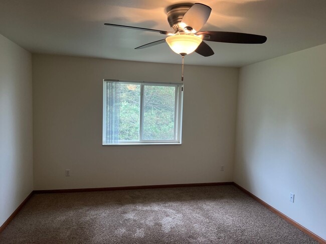 River Ridge Apartments-Waupaca