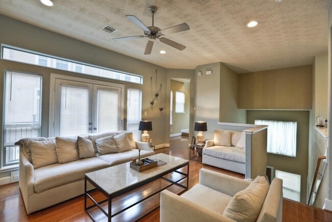 Photo - 1315 Birdsall St