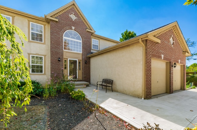 Photo - 3902 River's Run Dr