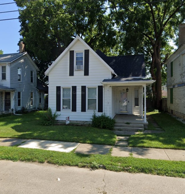 Building Photo - 34 S Philadelphia St Rental