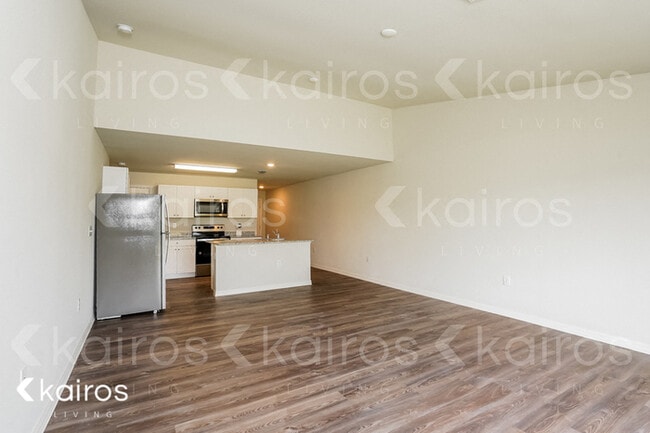 Photo - 18304 Gibraltar Ln