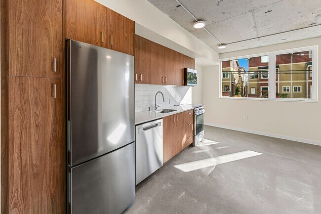 Photo - Fremont View: Modern Classic Collection