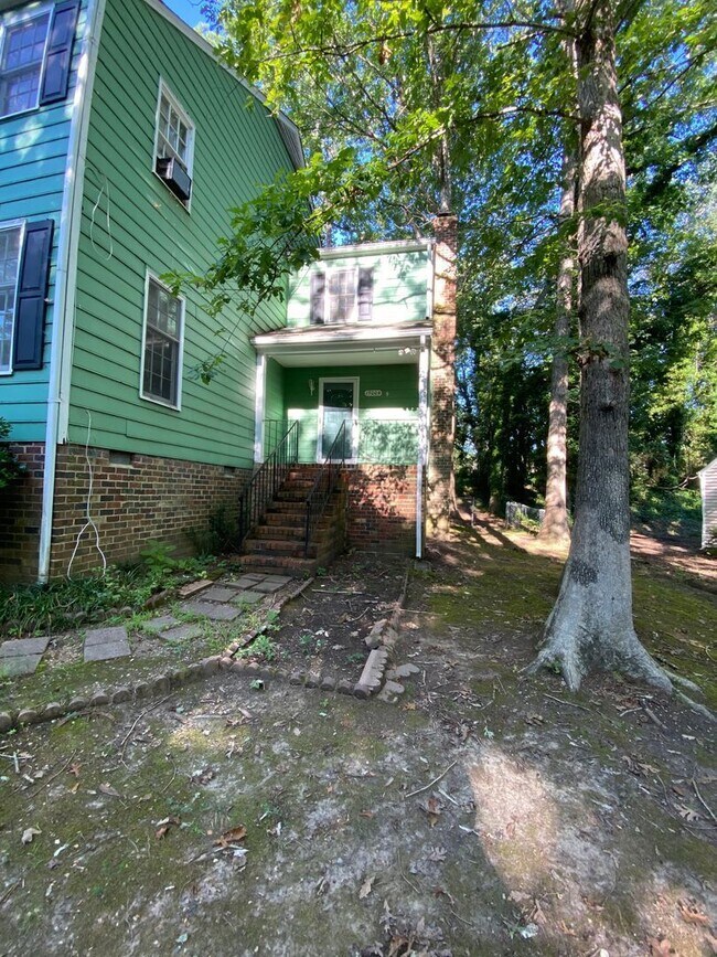 Photo - 1700 Taft Pl