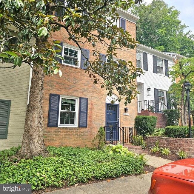Photo - 7603 Tiverton Dr