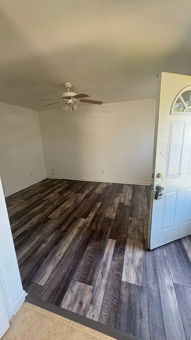 Building Photo - 1012 Woodward Ave Unit A Rental