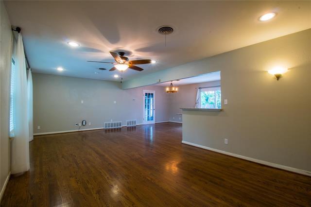 Photo - 3120 Covert Ave