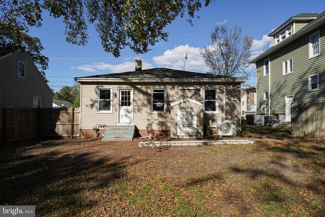 Photo - 422 Virginia Ave