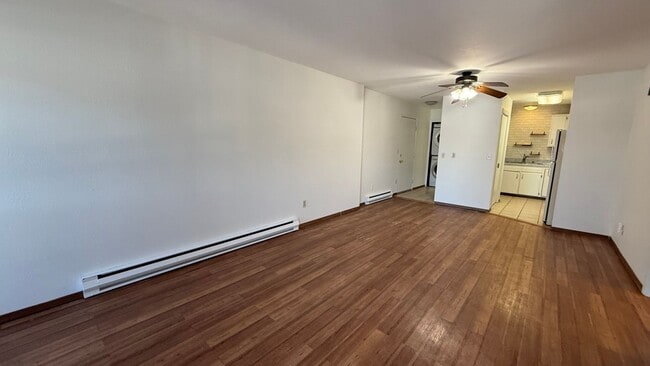 Photo - A quaint (2) Bed, (1) Bath unit with mountain views!