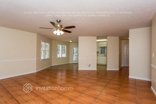 Photo - 2449 Windridge Dr NE