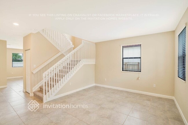 Photo - 2637 SE 1st St