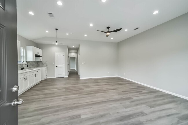 Photo - 3007 Bringhurst St