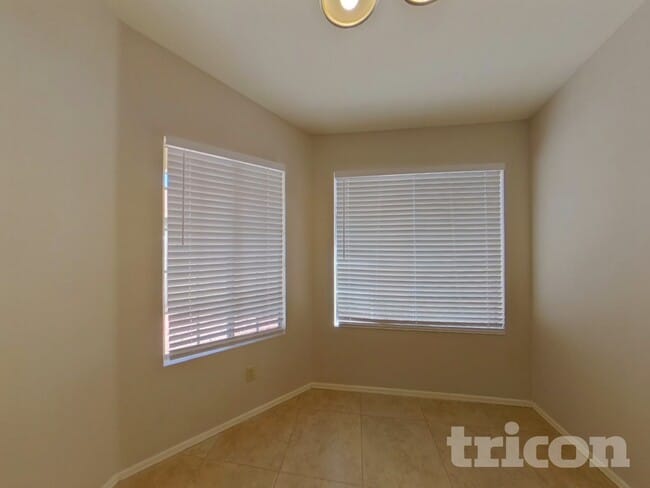 Photo - 1938 E Wagoner Rd