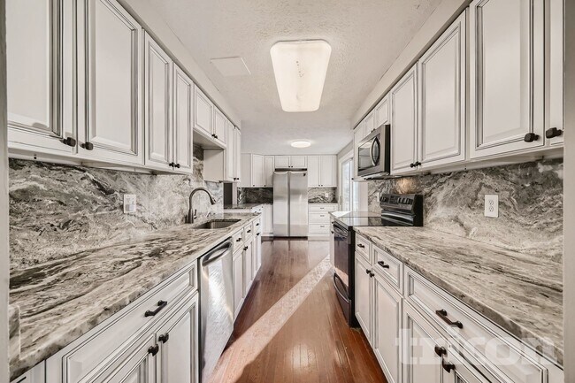 Photo - 7 Randolph Springs Ct
