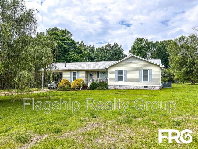 Photo - 1100 Oberry Rd House