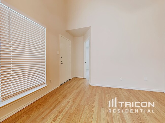 Photo - 5907 Misty Meadow St