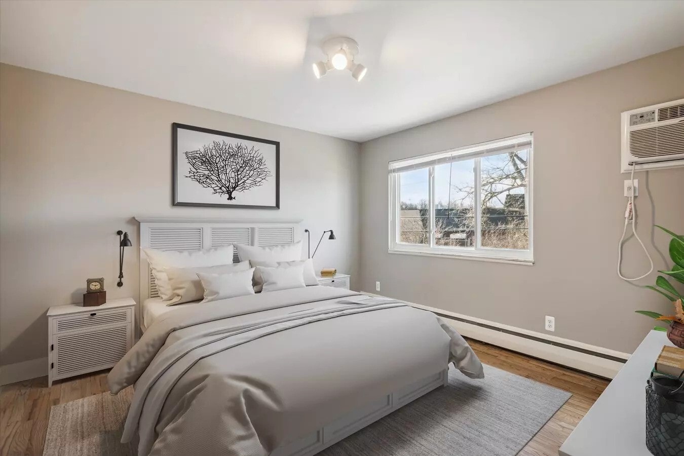 Photo - 1024 S Brown St