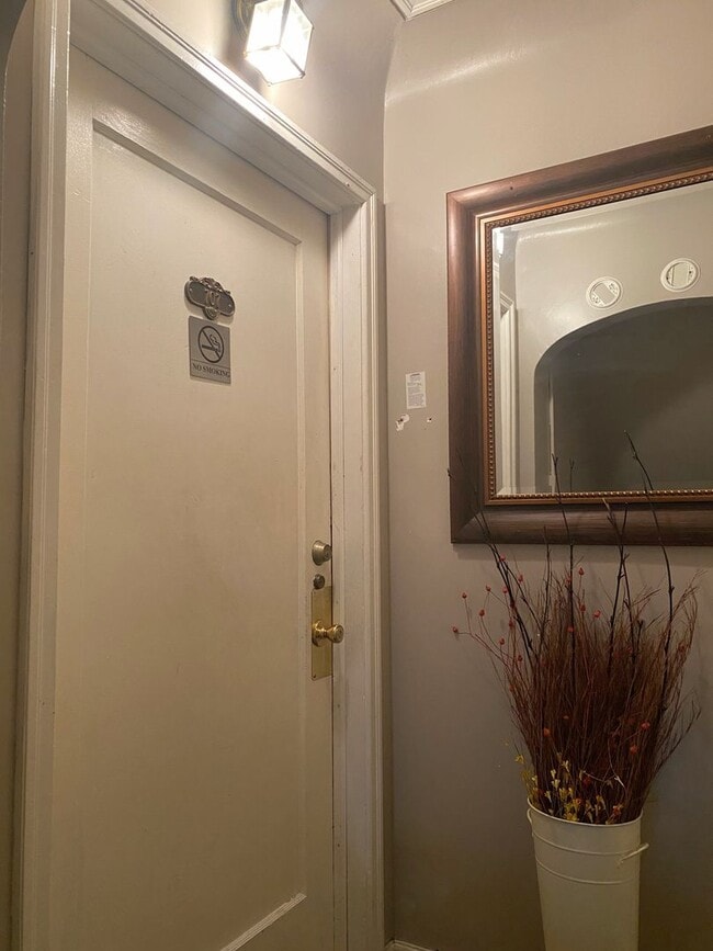 Photo - 707 N Adams St Unidad 707 N Adams