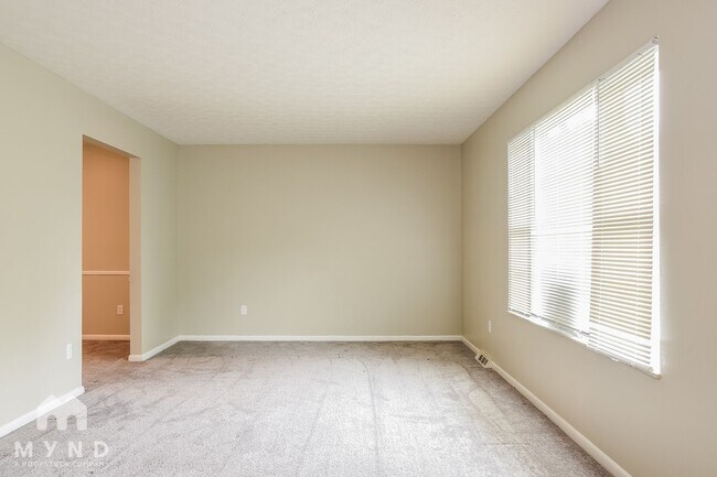 Photo - 9649 Shalemar Dr