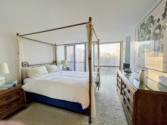 Photo - 345 W Fullerton Pkwy Unit 501