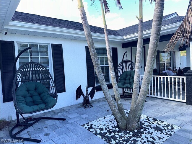 Photo - 3417 31st St W