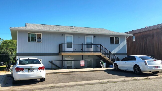 Building Photo - 2322 Dearborn Ave Unit 2