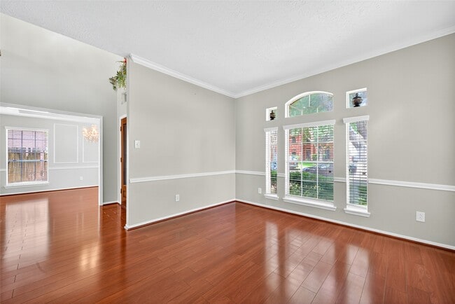 Photo - 11931 McKinney Falls Ln