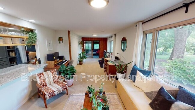 Photo - 2125 Belloak Dr