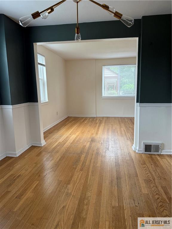 Photo - 182 Newman St